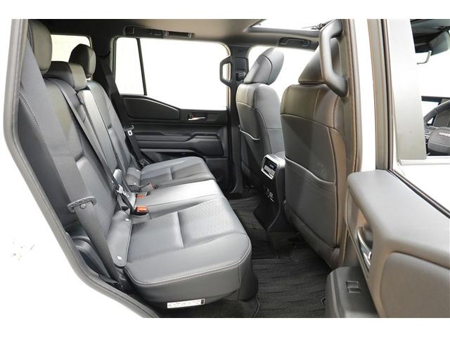 ランドクルーザー250 VX 革シート サンルーフ 4WD フルセグ メモリーナビ バックカメラ 衝突被害軽減システム ETC ドラレコ LEDヘッドランプ 乗車定員7人 3列シート 記録簿(9枚目)