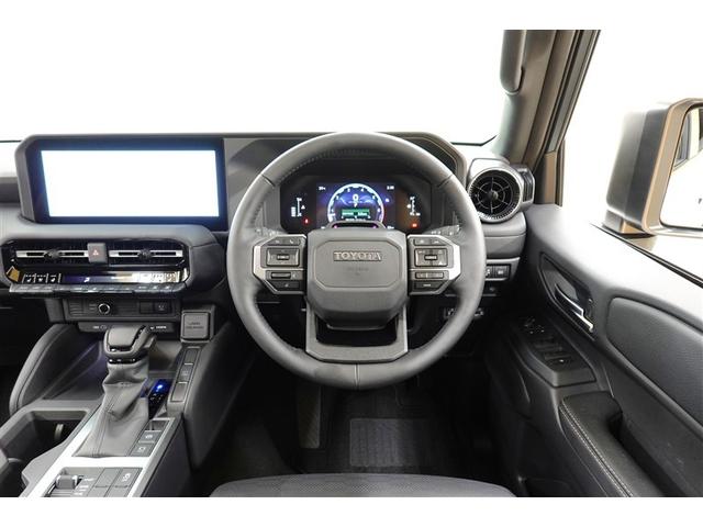 ランドクルーザー250 VX 革シート サンルーフ 4WD フルセグ メモリーナビ バックカメラ 衝突被害軽減システム ETC ドラレコ LEDヘッドランプ 乗車定員7人 3列シート 記録簿(19枚目)