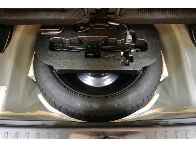 プリウスα Ｓ　ワンセグ　メモリーナビ　バックカメラ　衝突被害軽減システム　ＥＴＣ　ドラレコ　ＬＥＤヘッドランプ　乗車定員７人　３列シート　記録簿（20枚目）