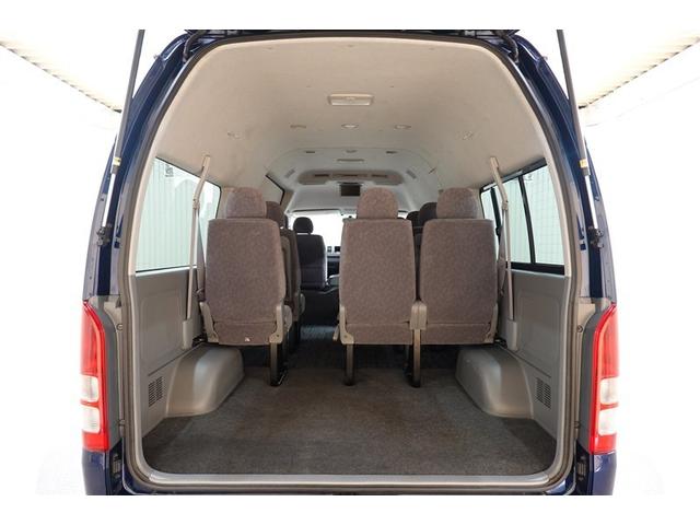 ハイエースワゴン グランドキャビン　ＤＶＤナビ　後席モニター　ＥＴＣ　電動スライドドア　乗車定員１０人　３列シート　記録簿（18枚目）