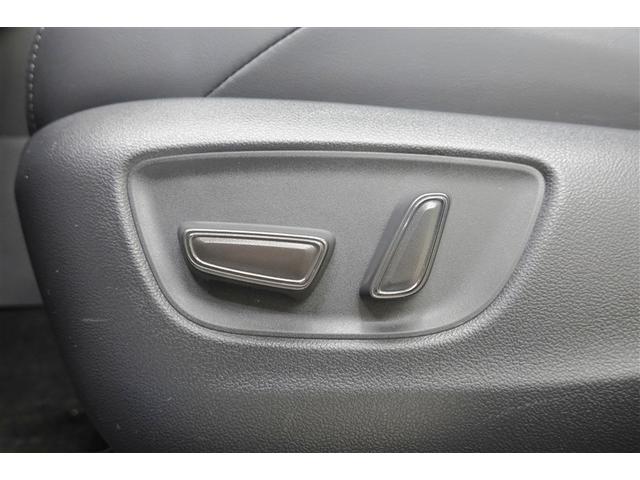 助手席４ウェイパワーシートで細かなドライビングポジションに調整出来ます！