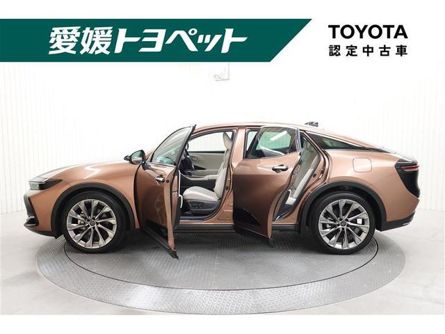 クラウンクロスオーバー Ｇアドバンスド・レザーパッケージ　革シート　４ＷＤ　バックカメラ　衝突被害軽減システム　ＥＴＣ　ＬＥＤヘッドランプ　記録簿（3枚目）