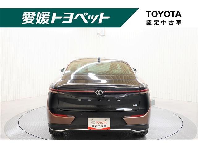 クラウンクロスオーバー Ｇアドバンスド・レザーパッケージ　革シート　４ＷＤ　バックカメラ　衝突被害軽減システム　ＥＴＣ　ＬＥＤヘッドランプ　記録簿（5枚目）