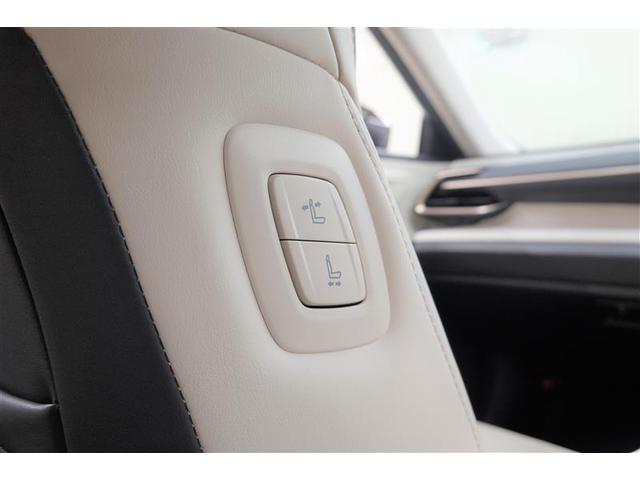 クラウンクロスオーバー Ｇアドバンスド・レザーパッケージ　革シート　４ＷＤ　バックカメラ　衝突被害軽減システム　ＥＴＣ　ＬＥＤヘッドランプ　記録簿（29枚目）