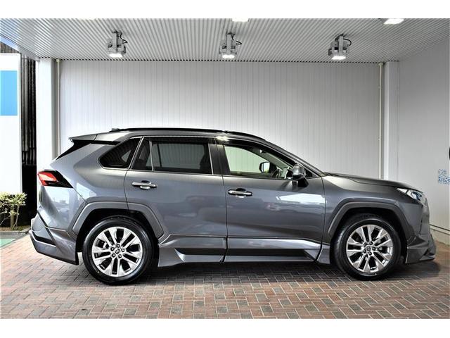 RAV4 G Zパッケージ 4WD フルセグ メモリーナビ DVD再生 ミュージックプレイヤー接続可 バックカメラ 衝突被害軽減システム ETC ドラレコ LEDヘッドランプ ワンオーナー フルエアロ(3枚目)