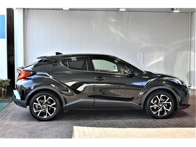 Ｃ－ＨＲ Ｇ　フルセグ　メモリーナビ　ミュージックプレイヤー接続可　バックカメラ　衝突被害軽減システム　ＥＴＣ　ＬＥＤヘッドランプ　ワンオーナー　記録簿（3枚目）