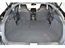 リアシートを倒すことによって、さらにラゲージスペースを広く使うことができ、とても便利です。