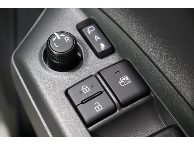 シエンタ ハイブリッドＺ　衝突被害軽減ブレーキシステム・純正メモリーナビ／フルセグＴＶ・全方位カメラ・ブラインドスポットモニター・両側パワースライドドア・ｃｌａｚｚｉｏレザー調シートカバー・保証書・取扱説明書（18枚目）
