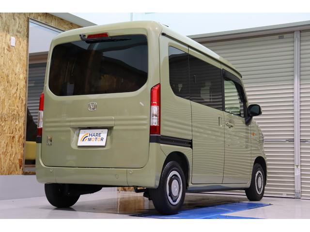 Ｎ－ＶＡＮ＋スタイル ファン・ホンダセンシング　衝突被害軽減ブレーキシステム・カロッツェリアＣＤデッキ・クルーズコントロール・オートエアコン・オートライト・後クリアランスソナー・プッシュスタート・ＬＥＤヘッドライト・左／センターピラーレス（13枚目）