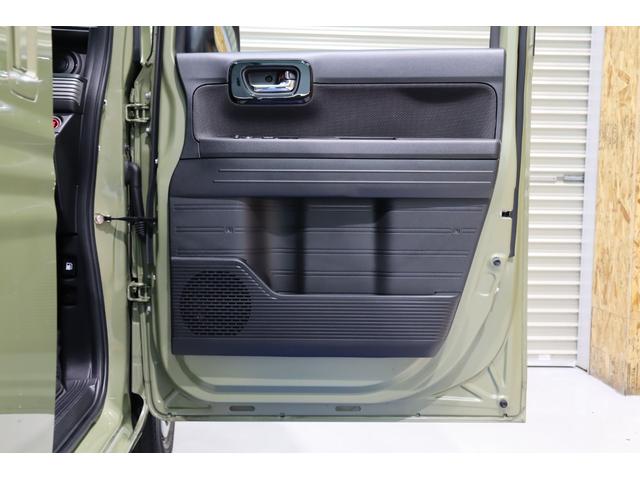 Ｎ－ＶＡＮ＋スタイル ファン・ホンダセンシング　衝突被害軽減ブレーキシステム・カロッツェリアＣＤデッキ・クルーズコントロール・オートエアコン・オートライト・後クリアランスソナー・プッシュスタート・ＬＥＤヘッドライト・左／センターピラーレス（17枚目）
