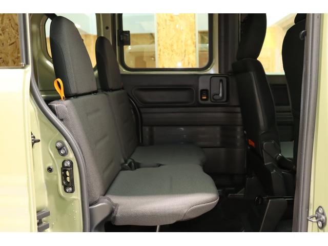 Ｎ－ＶＡＮ＋スタイル ファン・ホンダセンシング　衝突被害軽減ブレーキシステム・カロッツェリアＣＤデッキ・クルーズコントロール・オートエアコン・オートライト・後クリアランスソナー・プッシュスタート・ＬＥＤヘッドライト・左／センターピラーレス（21枚目）