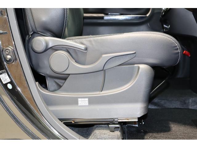 タント カスタムＸ　トップエディションＳＡＩＩ　衝突被害軽減ブレーキシステム・純正メモリーナビ／フルセグＴＶ・左／パワースライドドア・左／センターピラーレス・右／イージークローザードア・オートエアコン・オートライト・保証書・取扱説明書（16枚目）