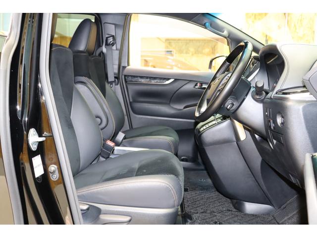 ヴェルファイア ２．５Ｚ　ゴールデンアイズ　衝突被害軽減ブレーキシステム・フリップダウンモニター・純正メモリーナビ／フルセグＴＶ・バックカメラ・ハーフレザーシート・クルーズコントロール・パワーバックドア・保証書・取扱説明書（14枚目）