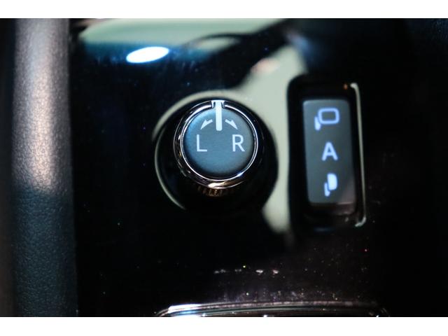 ヴェルファイア ２．５Ｚ　ゴールデンアイズ　衝突被害軽減ブレーキシステム・フリップダウンモニター・純正メモリーナビ／フルセグＴＶ・バックカメラ・ハーフレザーシート・クルーズコントロール・パワーバックドア・保証書・取扱説明書（18枚目）