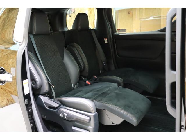 ヴェルファイア ２．５Ｚ　ゴールデンアイズ　衝突被害軽減ブレーキシステム・フリップダウンモニター・純正メモリーナビ／フルセグＴＶ・バックカメラ・ハーフレザーシート・クルーズコントロール・パワーバックドア・保証書・取扱説明書（25枚目）