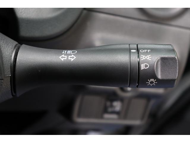 ノート Ｘ　純正ＣＤデッキ・プッシュスタート・アイドリングストップ・電動格納ミラー・ヘッドライトレベライザー・スマートキー・保証書（15枚目）