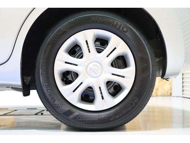 ノート Ｘ　純正ＣＤデッキ・プッシュスタート・アイドリングストップ・電動格納ミラー・ヘッドライトレベライザー・スマートキー・保証書（42枚目）