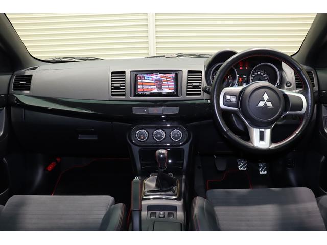 ランサー エボリューション ファイナルエディション BBS18インチAW・ビルシュタインショック・bremboレッドキャリパー・カロッツェリア メモリーナビ/フルセグTV・バックカメラ・ハーフレザーシート・レカロシート・保証書・取扱説明書(24枚目)