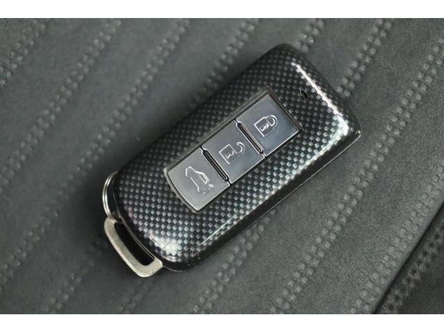 ランサー エボリューション ファイナルエディション BBS18インチAW・ビルシュタインショック・bremboレッドキャリパー・カロッツェリア メモリーナビ/フルセグTV・バックカメラ・ハーフレザーシート・レカロシート・保証書・取扱説明書(42枚目)