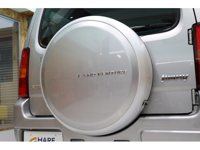 ジムニー ランドベンチャー　インタークーラーターボ・カロッツェリアＣＤデッキ・シートヒーター・ウィンカーミラー・電動格納ミラー・ヘッドライトレベライザー・フォグランプ・ハード背面タイヤカバー（12枚目）