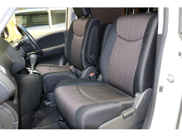 セレナ ハイウェイスター Vセレ+セーフティ SHV Aセフ 衝突被害軽減ブレーキシステム・KENWOOD メモリーナビ・バックカメラ・両側パワースライドドア・オートエアコン・オートライト・クルーズコントロール・リヤサンシェード・保証書・取扱説明書(19枚目)