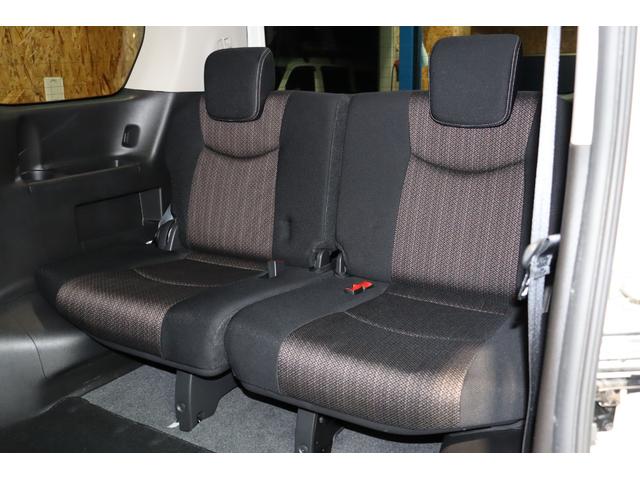 セレナ ハイウェイスター Vセレ+セーフティ SHV Aセフ 衝突被害軽減ブレーキシステム・KENWOOD メモリーナビ・バックカメラ・両側パワースライドドア・オートエアコン・オートライト・クルーズコントロール・リヤサンシェード・保証書・取扱説明書(29枚目)