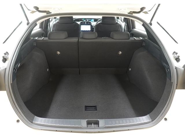 プリウス Ｓセーフティプラス　フルセグ　メモリーナビ　ＤＶＤ再生　バックカメラ　衝突被害軽減システム　ＥＴＣ　ドラレコ　ＬＥＤヘッドランプ　ワンオーナー　記録簿（13枚目）