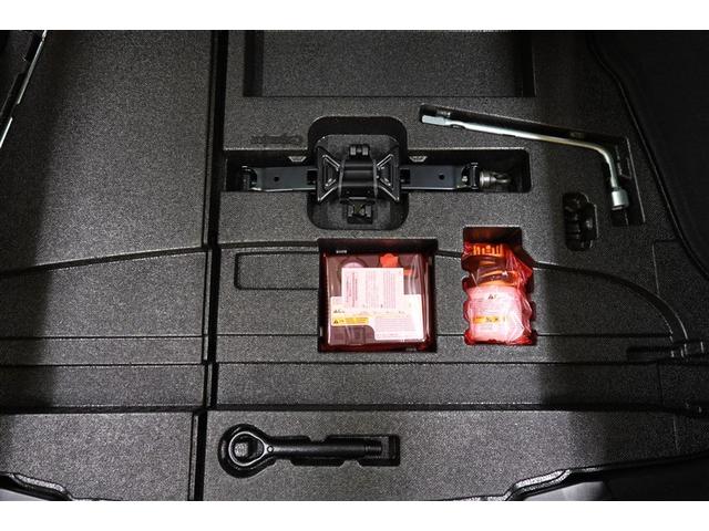 プリウス Ｓセーフティプラス　フルセグ　メモリーナビ　ＤＶＤ再生　バックカメラ　衝突被害軽減システム　ＥＴＣ　ドラレコ　ＬＥＤヘッドランプ　ワンオーナー　記録簿（15枚目）