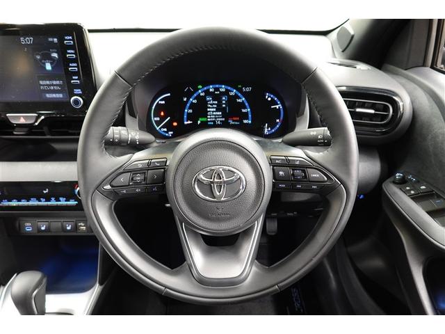 ヤリスクロス ハイブリッドＺ　バックカメラ　衝突被害軽減システム　ＥＴＣ　ドラレコ　ＬＥＤヘッドランプ　ワンオーナー　記録簿（16枚目）