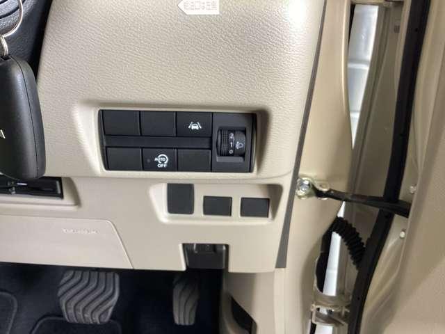 ｅＫスペース Ｍ　９インチナビ　バックカメラ　シートヒーター　フルセグＴＶ　デュアルエアバッグ　バックモニター　キーレスエントリーシステム　シートヒーター　パワーウインドウ　メモリーナビ　エアバッグ　エアコン　ＥＴＣ付（9枚目）