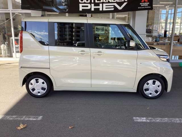 ｅＫスペース Ｍ　９インチナビ　バックカメラ　シートヒーター　フルセグＴＶ　デュアルエアバッグ　バックモニター　キーレスエントリーシステム　シートヒーター　パワーウインドウ　メモリーナビ　エアバッグ　エアコン　ＥＴＣ付（15枚目）