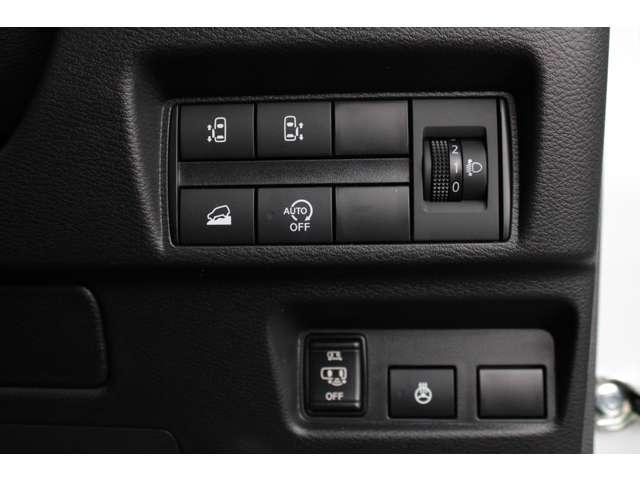 デリカミニ Ｔ　プレミアム　９インチナビ全周囲カメラハンドルヒーター　フルセグＴＶ　ＬＥＤランプ　クルコン　キーレスエントリー　ＡＢＳ　エアバッグ　パワステ　ベンチシート　オートエアコン　ターボ車　フロントカメラ　バックカメラ（11枚目）