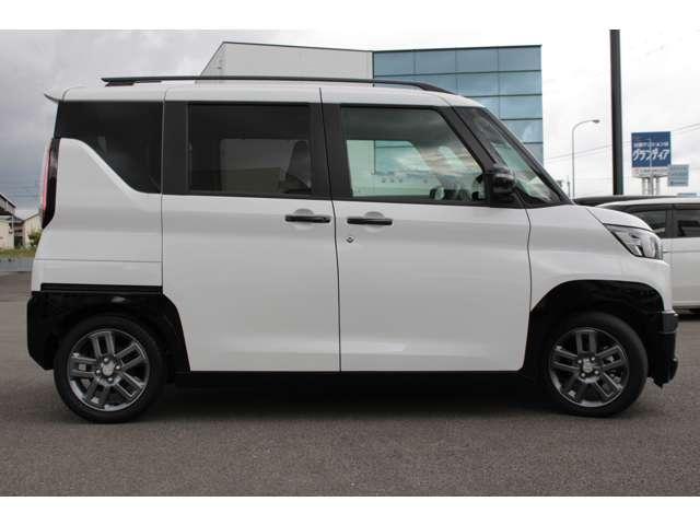 デリカミニ Ｔ　プレミアム　９インチナビ全周囲カメラハンドルヒーター　フルセグＴＶ　ＬＥＤランプ　クルコン　キーレスエントリー　ＡＢＳ　エアバッグ　パワステ　ベンチシート　オートエアコン　ターボ車　フロントカメラ　バックカメラ（16枚目）