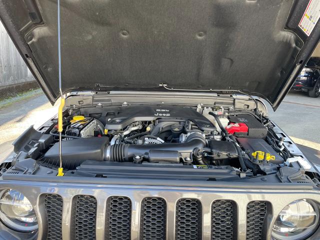 サハラ ローンチエディション サハラ ローンチエディション 黒レザー AppleCarPlay バックカメラ ETC リフトアップ LED クルーズコントロール シート&ステアリングヒーター Bluetoothオーディオ TV(9枚目)