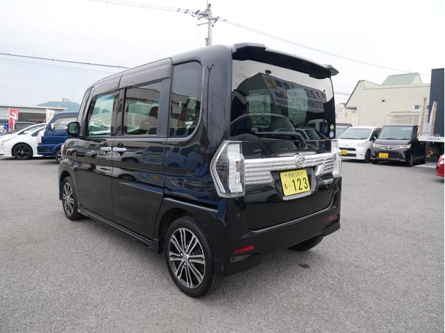 タント カスタムＲＳ　トップエディションＳＡＩＩＩ　純正８インチ大型ナビ・ＴＶ・バックカメラ・ＨＤＭＩ　両側パワースライドドア　衝突被害軽減システム　ＬＥＤヘッドライト　オートライト　フォグランプ　オートエアコン　純正１５インチアルミホイール（3枚目）