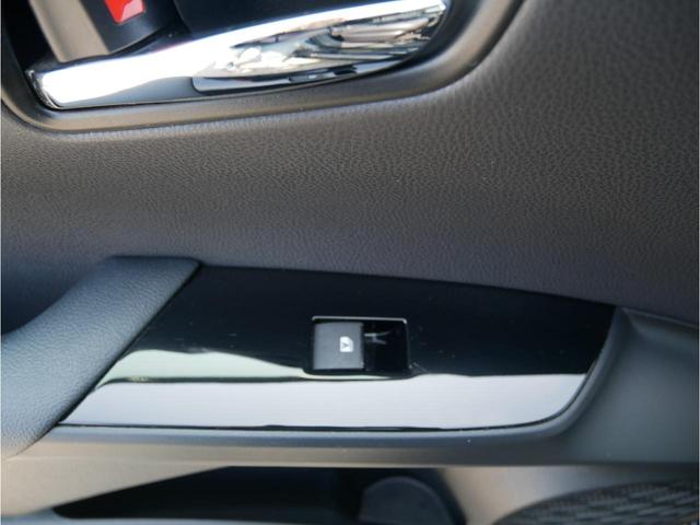 プリウス Ｓツーリングセレクション　モデリスタＩＣＯＮＩＣＳＴＹＬＥフルエアロ　１９インチアルミ＆新品タイヤ　純正９インチナビ・ＴＶ・Ｂｌｕｅｔｏｏｔｈ・バックカメラ　トヨタセーフティセンス　オートクルーズ　ピラーパネル新品（37枚目）