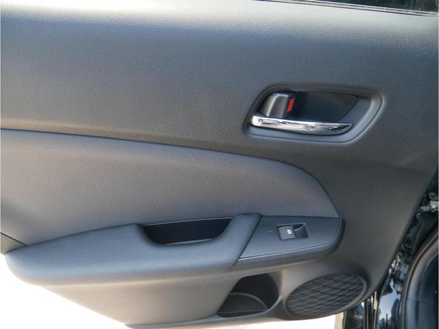 プリウス Ｓツーリングセレクション　モデリスタＩＣＯＮＩＣＳＴＹＬＥフルエアロ　１９インチアルミ＆新品タイヤ　純正９インチナビ・ＴＶ・Ｂｌｕｅｔｏｏｔｈ・バックカメラ　トヨタセーフティセンス　オートクルーズ　ピラーパネル新品（40枚目）