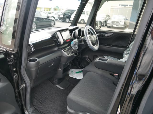 N-BOXカスタム G SSパッケージ 両側パワースライドドア ナビ・TV・Bluetooth・バックカメラ 衝突被害軽減システム 純正アルミ プッシュスタート・スマートキー オートエアコン(11枚目)