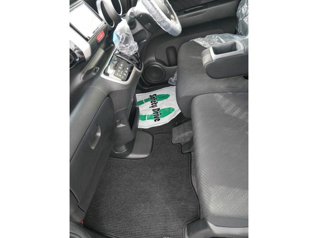 N-BOXカスタム G SSパッケージ 両側パワースライドドア ナビ・TV・Bluetooth・バックカメラ 衝突被害軽減システム 純正アルミ プッシュスタート・スマートキー オートエアコン(14枚目)