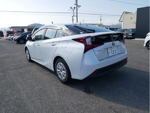 プリウス SセーフティプラスII 純正ディスプレイオーディオナビ 全方位モニター トヨタセーフティセンス クルーズコントロール ブラインドスポットモニター オートエアコン(29枚目)