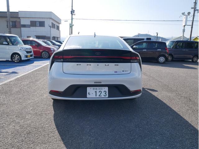 プリウス U 4WD Tコネクトナビ・ディスプレイオーディオ・TV・Bluetooth 全方位モニター クルーズコントロール ブラインドスポットモニター フロントシートヒーター ドライブレコーダー(30枚目)