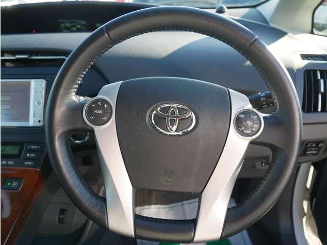 プリウス Ｓツーリングセレクション　モデリスタエアロ　シートカバー　純正ナビ・ＴＶ・バックカメラ　ＥＴＣ　１７インチアルミ　車検整備付き　インテリアパネル　プッシュスタート・スマートキー（3枚目）