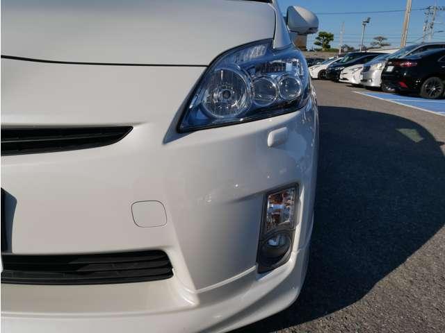 プリウス Ｓツーリングセレクション　モデリスタエアロ　シートカバー　純正ナビ・ＴＶ・バックカメラ　ＥＴＣ　１７インチアルミ　車検整備付き　インテリアパネル　プッシュスタート・スマートキー（30枚目）