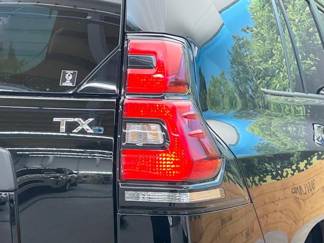 TX Lパッケージ マットブラックエディション ムーンルーフ 4WD セーフティセンス 前席シートベンチレーション レーダークルーズ ブラックルーフレール 黒本革シート スマートキー LEDヘッド グレード専用18アルミ 前席パワーシート(29枚目)