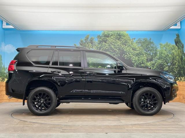 TX Lパッケージ マットブラックエディション ムーンルーフ 4WD セーフティセンス 前席シートベンチレーション レーダークルーズ ブラックルーフレール 黒本革シート スマートキー LEDヘッド グレード専用18アルミ 前席パワーシート(33枚目)