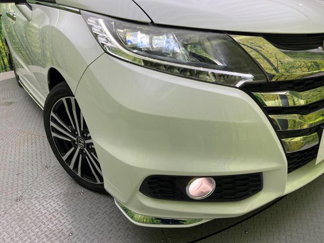アブソルート 7人乗り メーカー純正ナビ 後席モニター 両側電動ドア CTBA LEDヘッド ETC ハーフレザーシート 純正18アルミ クルコン リアオートエアコン スマートキー フォグ 革巻きステアリング(13枚目)