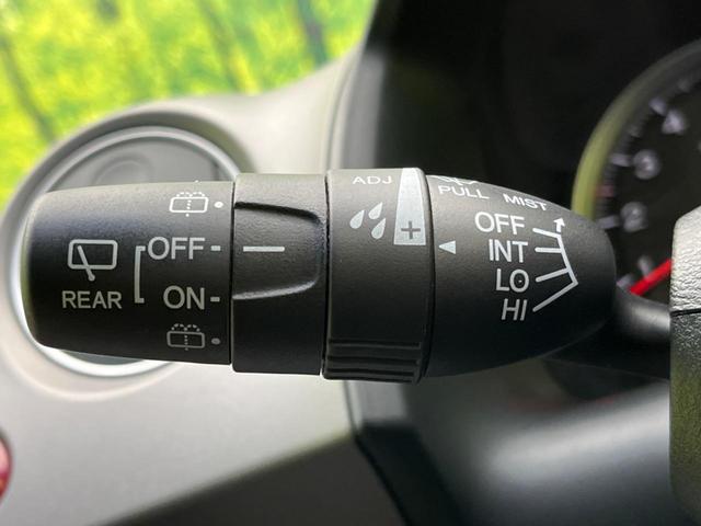 RSZ HDDナビパッケージ 後席モニター 禁煙車 純正ナビ ETC HIDヘッド オートライト 革巻きステアリング ステアリングスイッチ パドルシフト フォグ DVD再生 地デジ オートエアコン(24枚目)
