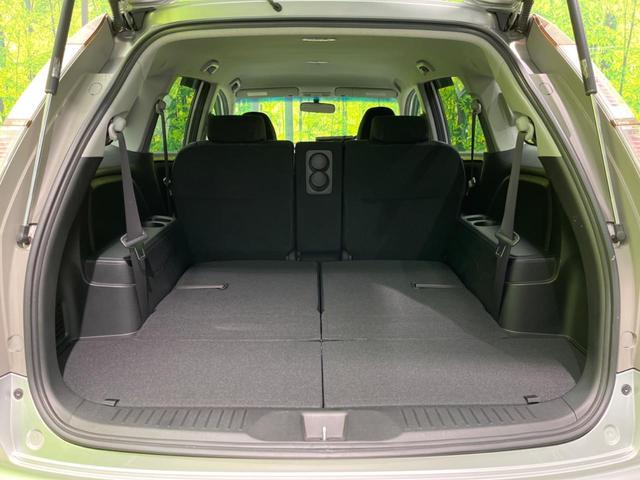 RSZ HDDナビパッケージ 後席モニター 禁煙車 純正ナビ ETC HIDヘッド オートライト 革巻きステアリング ステアリングスイッチ パドルシフト フォグ DVD再生 地デジ オートエアコン(40枚目)
