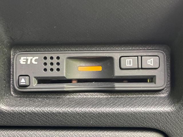 Z 両側電動ドア 禁煙車 メーカーナビ 寒冷地仕様 バックカメラ ビルトインETC HIDヘッド スマートキ― ステアリングスイッチ パドルシフト 純正16アルミ フォグランプ DVD再生 ワンセグ(7枚目)
