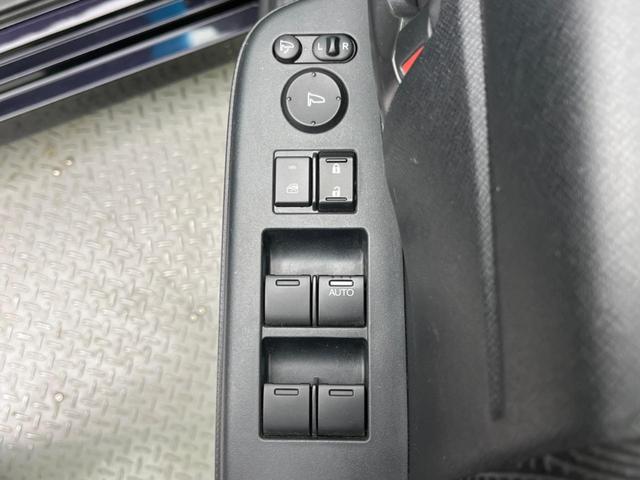 Z 両側電動ドア 禁煙車 メーカーナビ 寒冷地仕様 バックカメラ ビルトインETC HIDヘッド スマートキ― ステアリングスイッチ パドルシフト 純正16アルミ フォグランプ DVD再生 ワンセグ(25枚目)